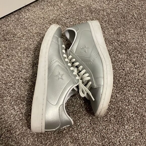 EUC Silver Converse - Picture 2 of 4